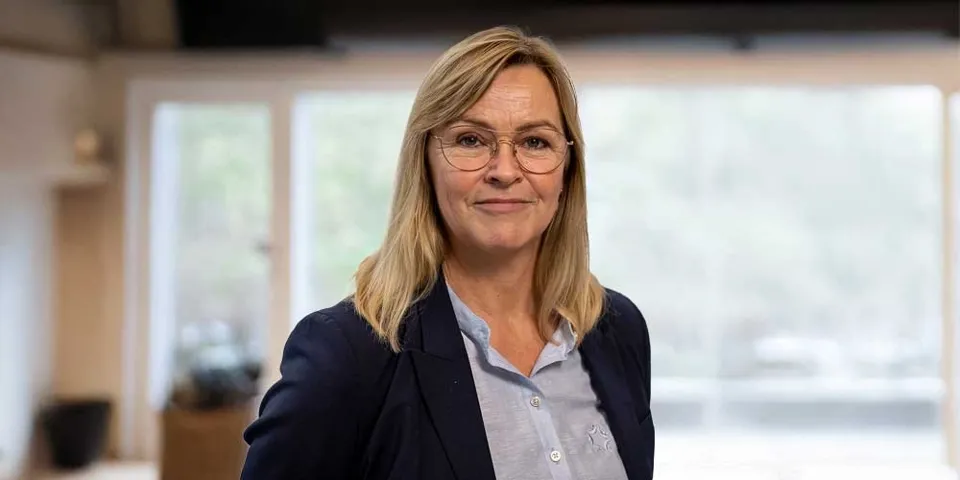Lotte Stenderup